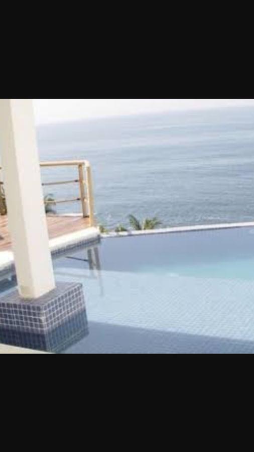 Cocos Camp Hotel Acapulco Room photo